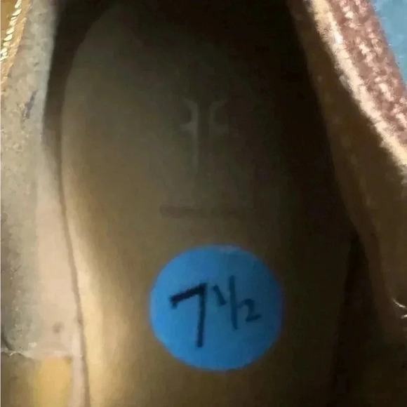 Frye Judith Double Zip Ankle Booties Size 7 1/2 - Picture 5 of 6